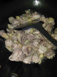 美味的土鸡汤做法图解8)