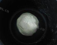 好吃的奶黄馅包做法图解2)