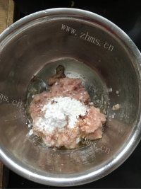 自制鱼丸做法图解3)