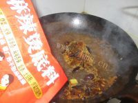 麻辣卤鸭翅做法图解6)