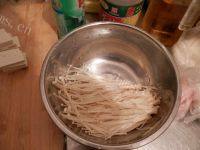 色味俱佳的韩式大酱汤做法图解4)