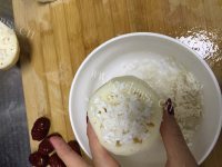 美味的糯米藕做法图解2)
