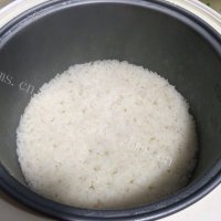 美味的什锦蛋炒饭做法图解2)