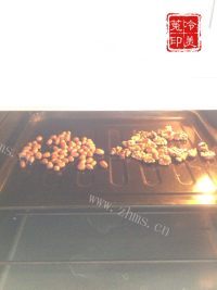 诱人的五仁月饼馅做法图解7)