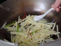 「念念不忘」醋溜土豆丝做法图解8)