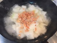 美味的冬瓜海米汤做法图解4)