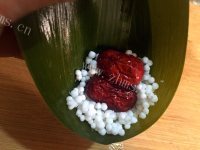 清新的柠味水晶粽做法图解4)