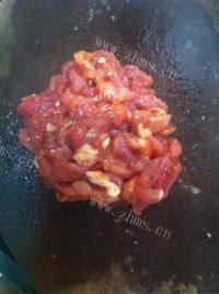 家常菜蒜薹炒肉做法图解3)