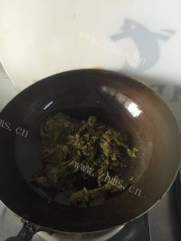色泽鲜亮的酸菜鱼做法图解5)