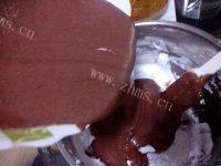「DIY美食」可可戚风蛋糕做法图解17)