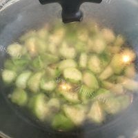 香喷喷的丝瓜汤的做法图解七