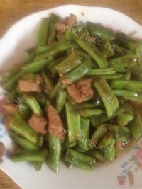 色香味俱全的干煸豆角做法图解8)