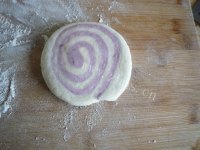 香甜豆沙馅紫薯螺旋馒头的做法图解十二
