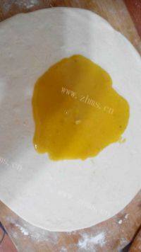 美味的香酥油饼做法图解3)