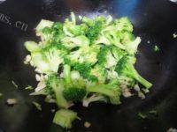 绿色食物之蒜蓉西兰花