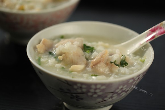 美味佳肴般的生滚鱼片粥