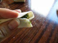 自己做的韭菜三鲜饺子做法图解5)