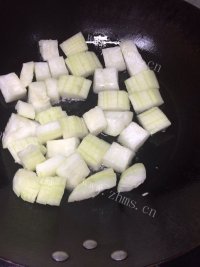 家常菜红烧冬瓜做法图解3)