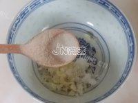 家常蒜泥黄瓜片做法图解9)