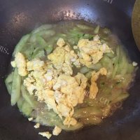 珍馐美味的黄瓜炒鸡蛋做法图解6)