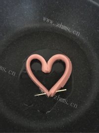 简单的爱心煎蛋做法图解6)