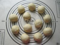 美味的小蘑菇面包做法图解6)