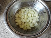 特色美食孜然土豆做法图解2)