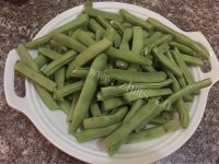 清脆爽口的猪肉炖豆角做法图解1)