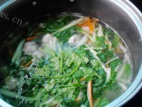 美味的小白菜肉丸汤