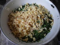 DIY韭菜鸡蛋煎饺做法图解9)
