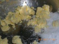 自制巧克力马芬蛋糕做法图解2)