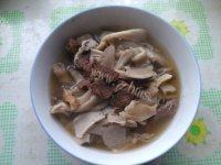 家常菜蘑菇炖肉