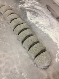 自制黑芝麻馒头做法图解4)