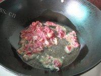 泡椒牛肉丝自制做法图解8)