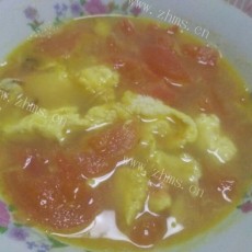 色泽鲜亮的西红柿蛋汤