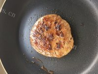 美味的香煎牛排做法图解3)