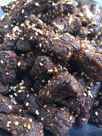 美味的麻辣牛肉干做法图解12)