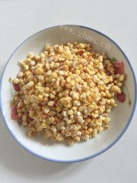 家常菜玉米炒火腿肠做法图解1)