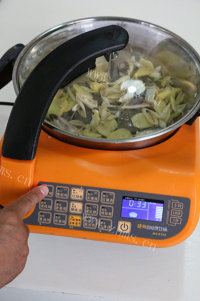 海鲜食品生啫花蟹做法图解5)