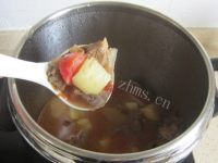 家常菜西红柿土豆炖牛肉做法图解11)
