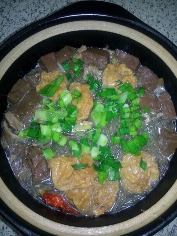 喷香的鸭血粉丝汤
