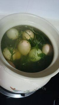 荠菜煮鸡蛋做法图解9)