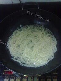 自己做的香菇肉酱面做法图解8)