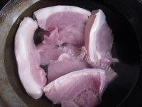 家常菜红烧肉做法图解1)