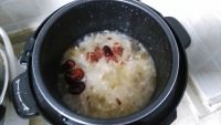 美味的桃胶银耳羹