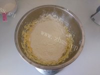 自制香蕉酥做法图解5)