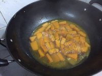 家常菜炒南瓜