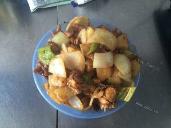 鲜美可口的大盘鸡