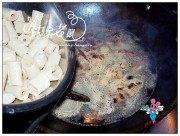 家常菜豆棒烧排骨做法图解5)