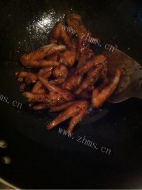 特色美食红烧鸡爪做法图解2)